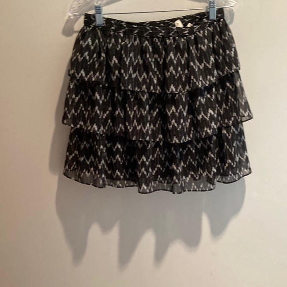 Black and White Tiered Skirt from GAP small - Picture 1 of 6